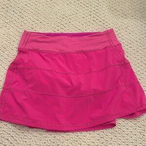 Hot pink lululemon pace rival athletic skirt